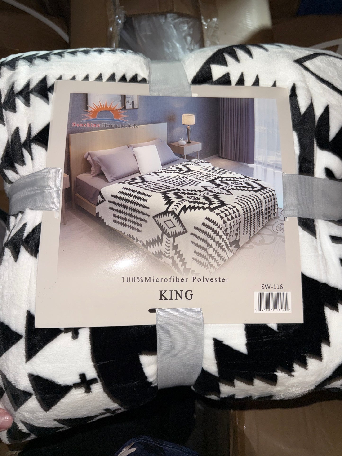 Black & White New Mexico King Size Flannel Blanket (ITEM #SW-116)