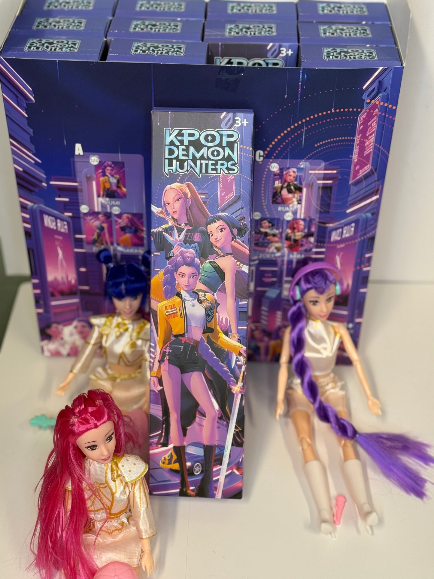 1 Doll Blindbox with Music & Lights