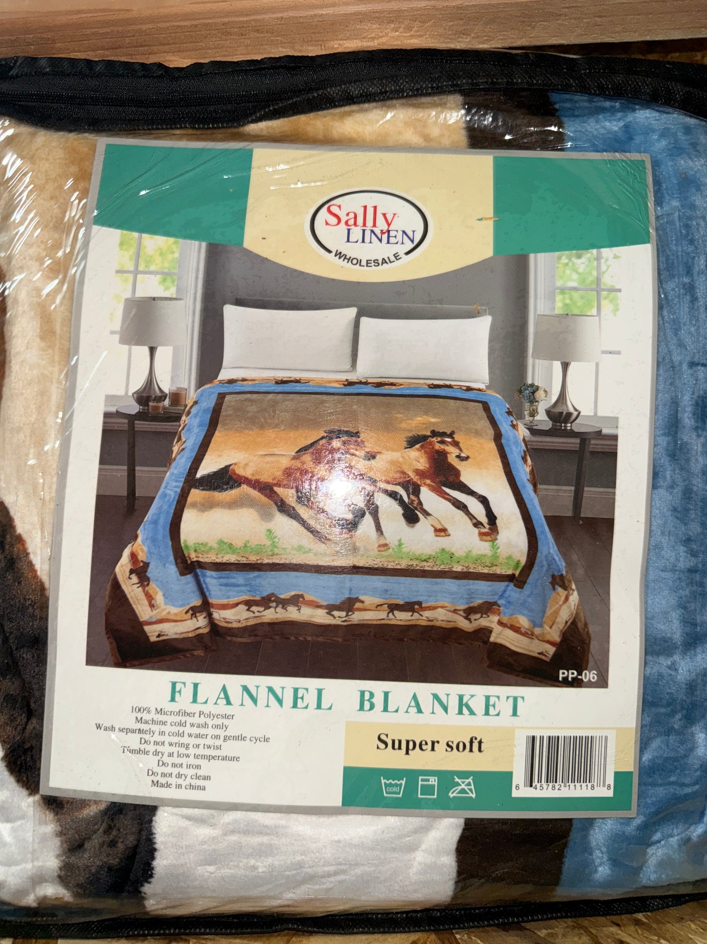 2 Horses Running King Size Flannel Blanket (ITEM #PP-06)
