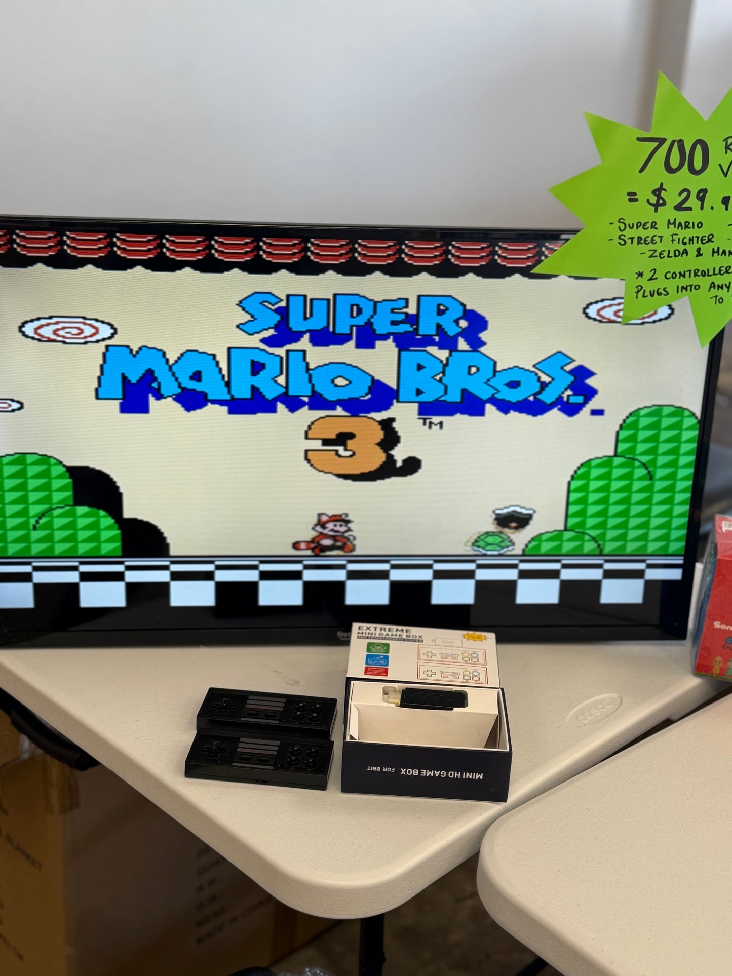 Retro Gaming System with 700 Games