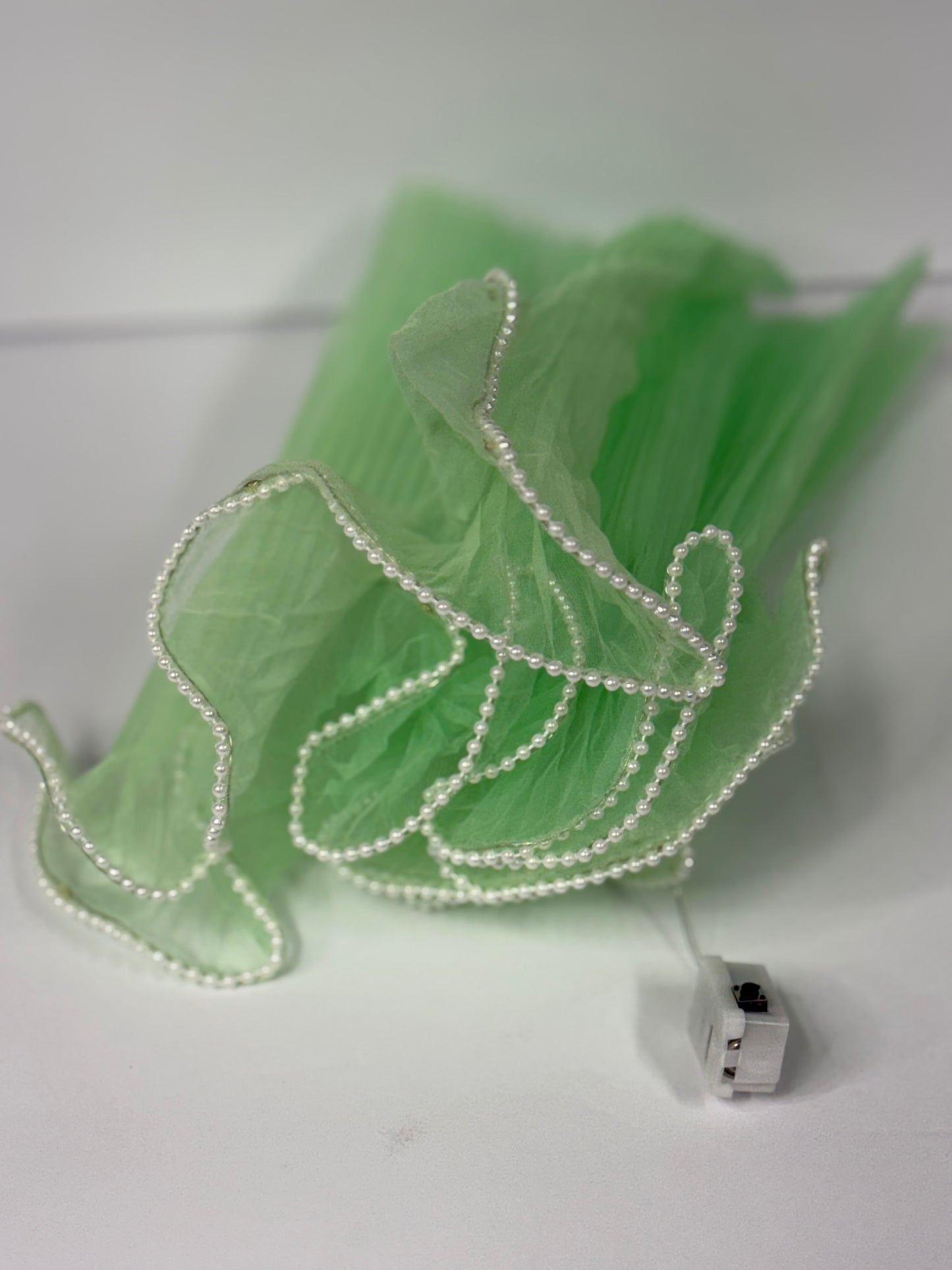 Pearl Trim Mesh with Lights Green