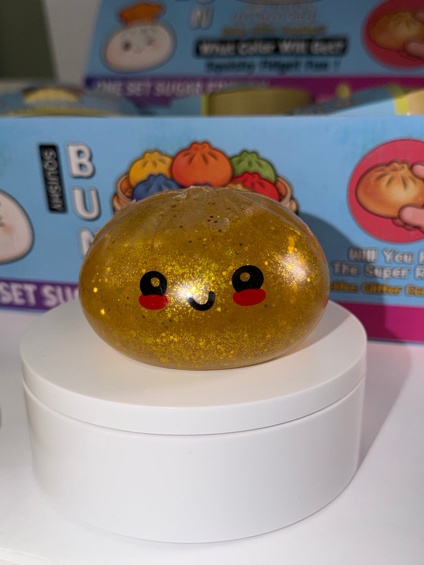Specific Gold Glitter Dumpling Gel/Water Texture