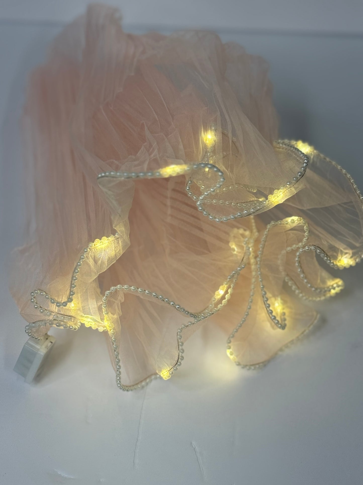 Pearl Trim Mesh with Lights Dusty Pink