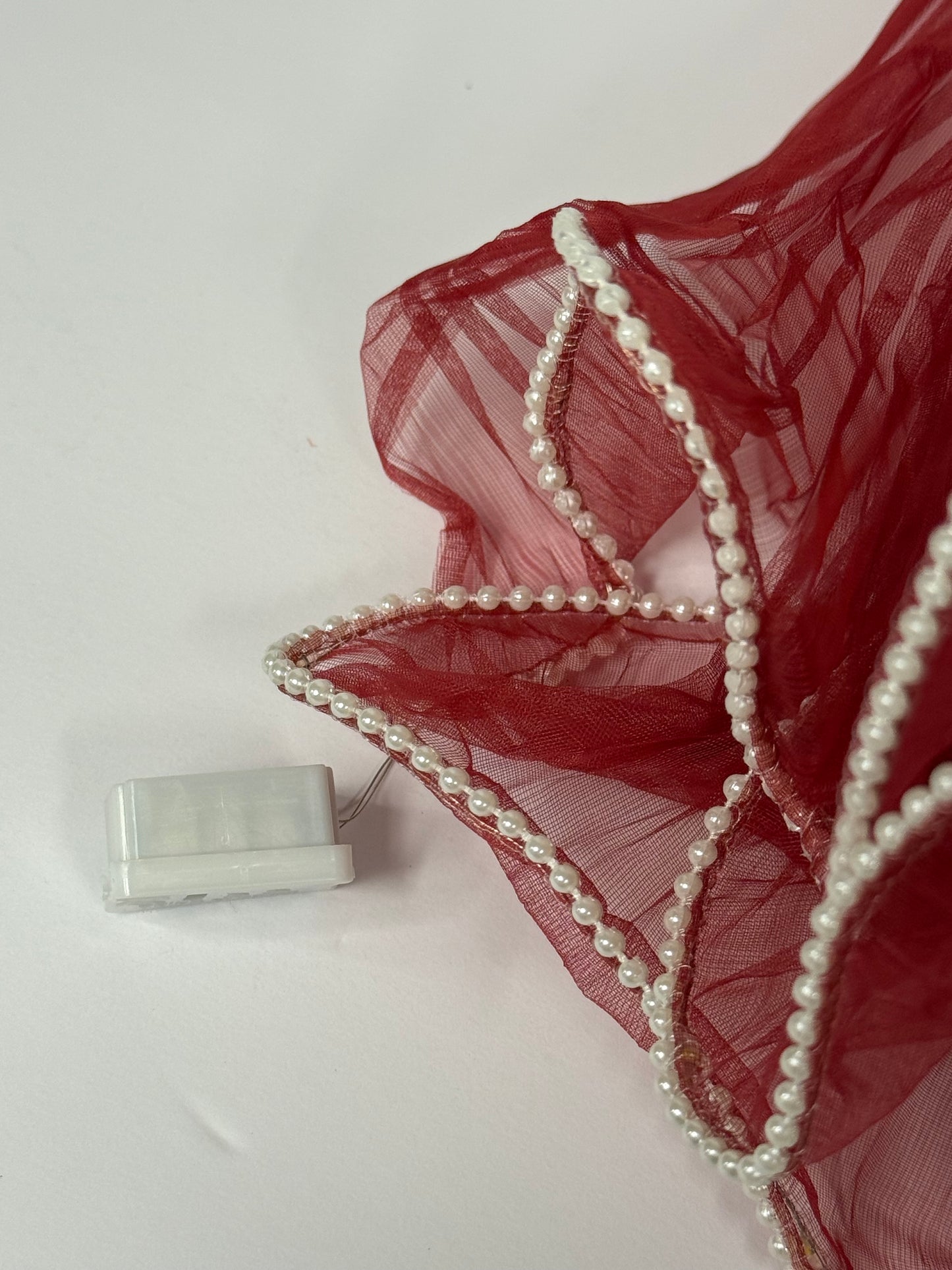 Pearl Trim Mesh with Lights Burgundy