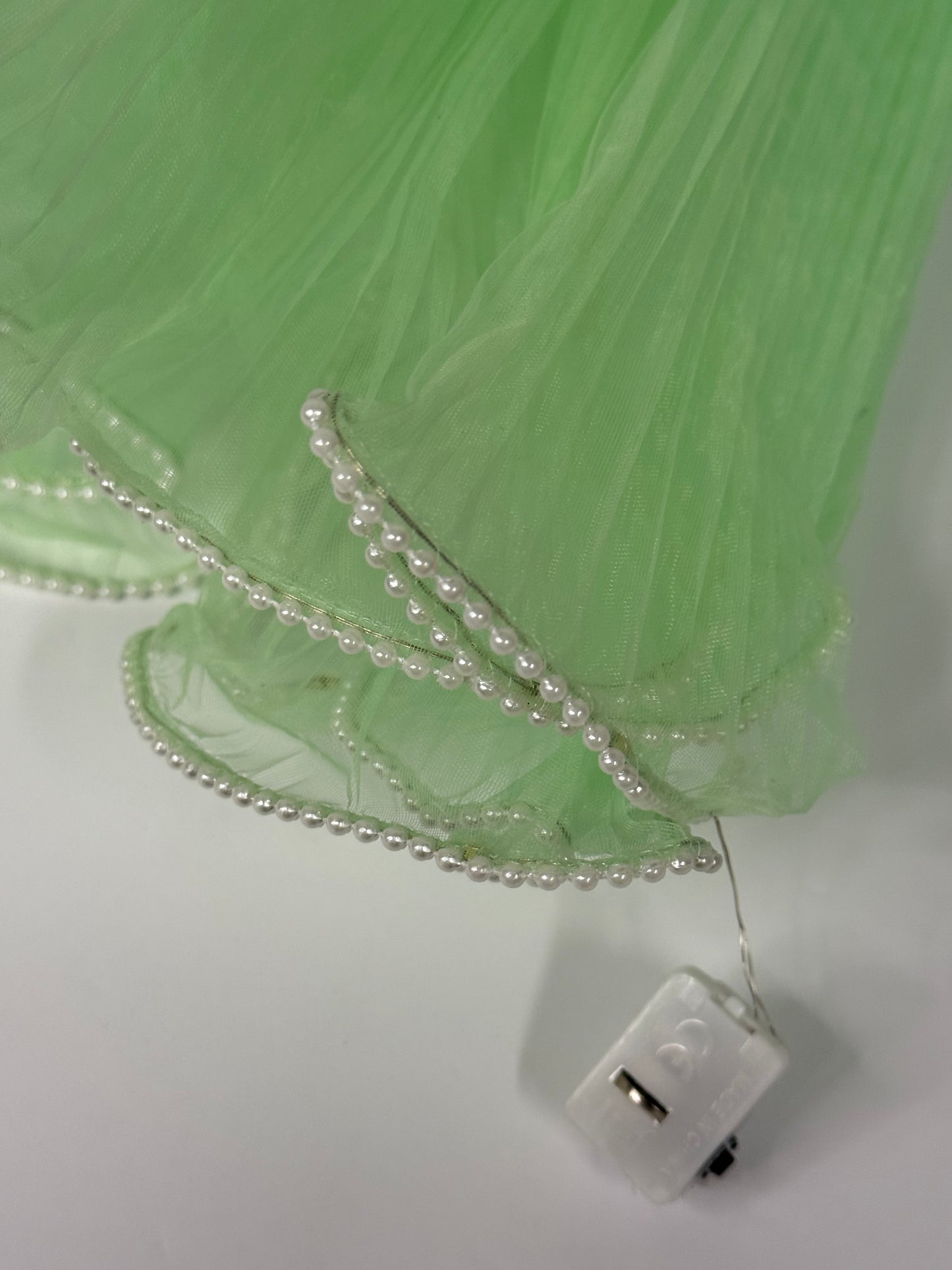 Pearl Trim Mesh with Lights Green