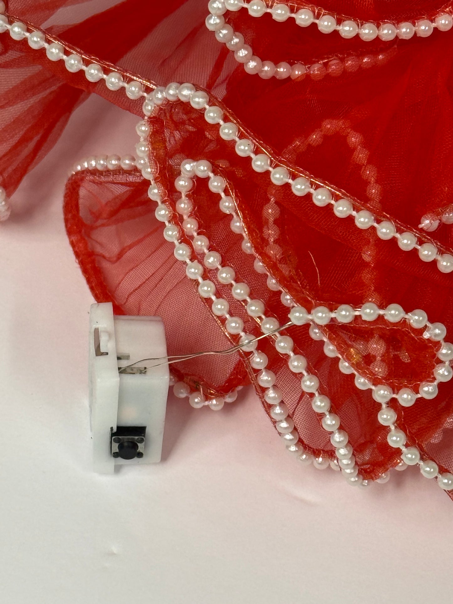 Pearl Trim Mesh with Lights Red