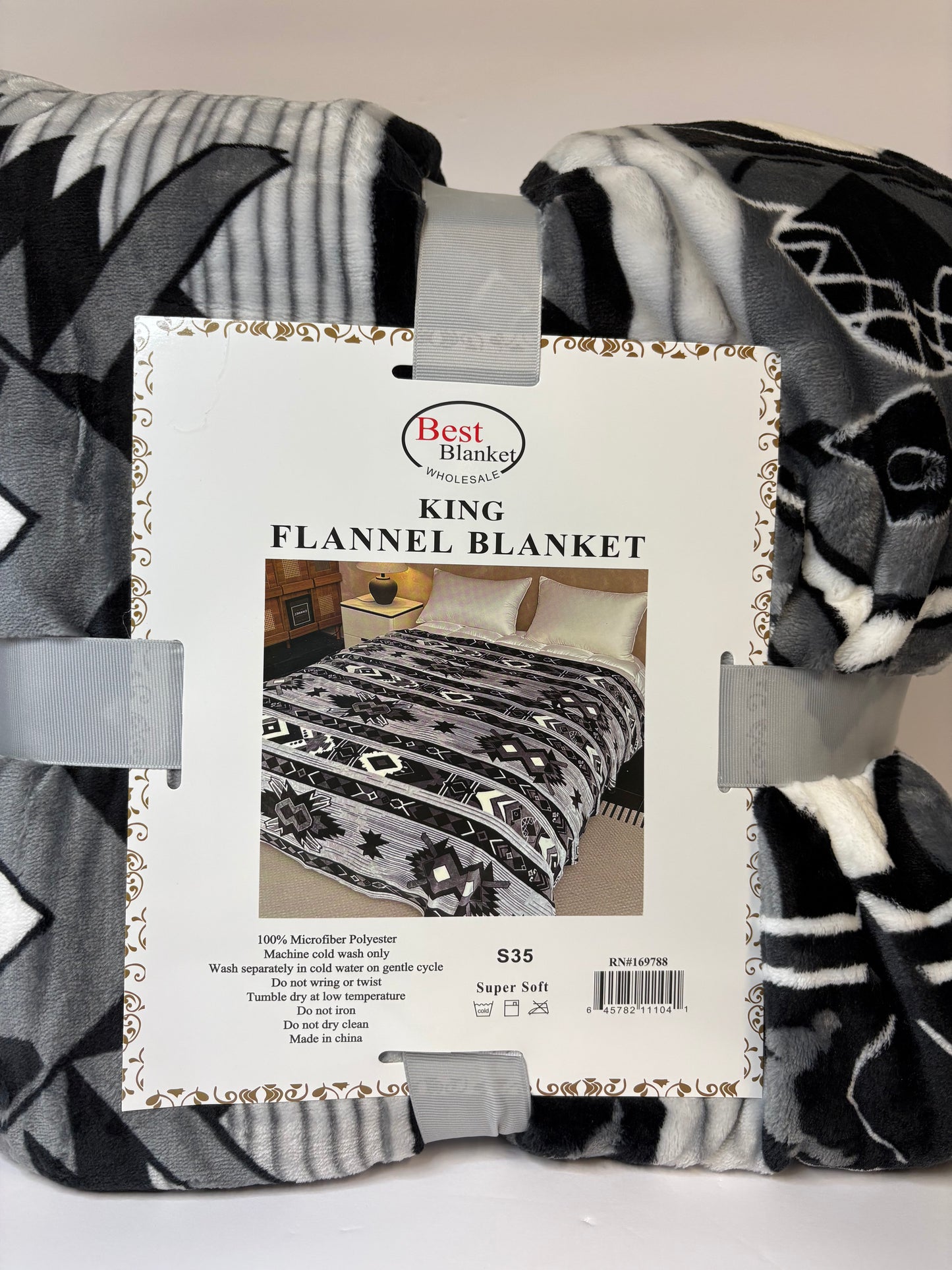 Grey Aztec Design S-35