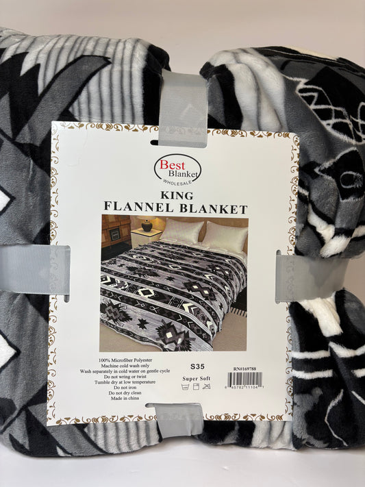 Grey Aztec Design S-35