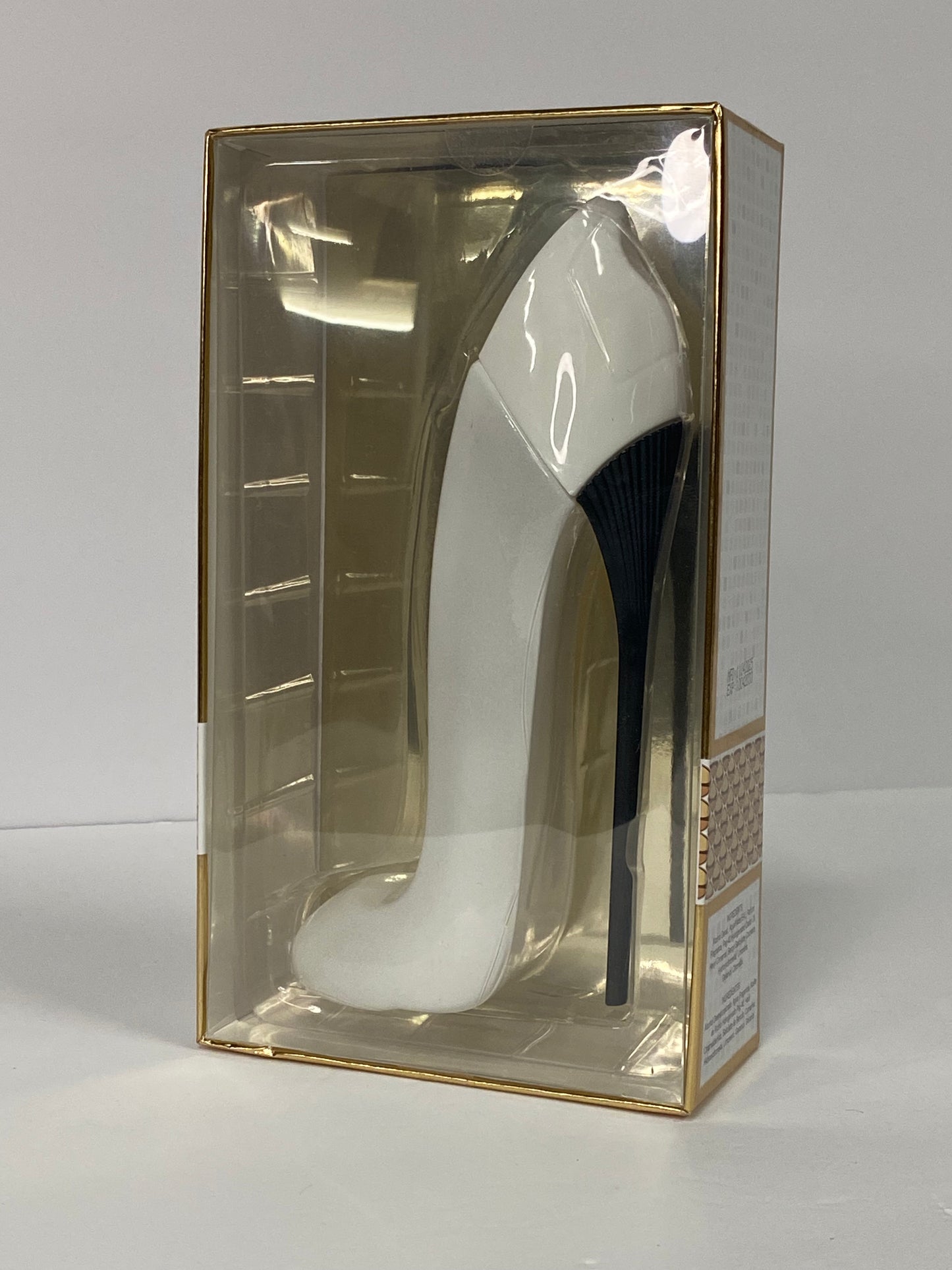 The girl ITS GOOD TO BE DIFFERENT High Heel Perfume